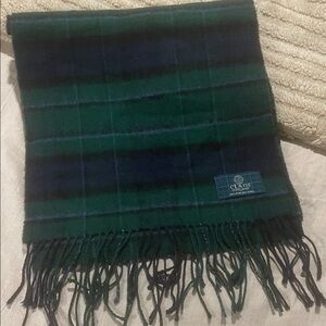 CLADS SCOTLAND 100 pure new  Wool Green and Blue plaid  Scarf